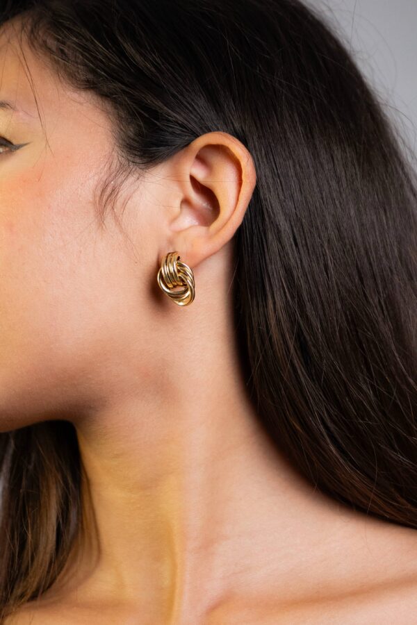 Boucles d'oreilles femme Double Knot gold earrings plaquées or 18 carats en acier inoxydable - Lumine Jewelry Maroc - Image 2
