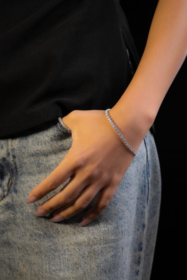 Bracelet femme Silver Lunai Tennis Bracelet plaqué or 18 carats en acier inoxydable - Lumine Jewelry Maroc - Image 2