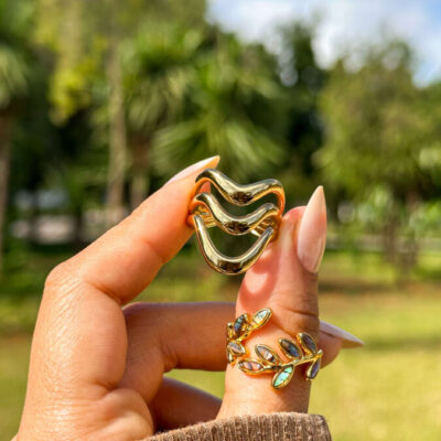 AQUA CURVE RING
